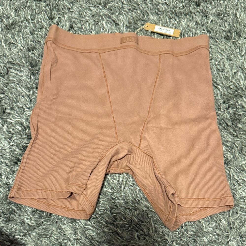 SKIMS Women’s Cotton Ribber Boxer Briefs - ROSE CLAY - NWT - MEDIUM